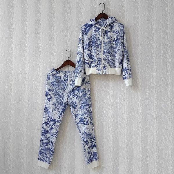 women's two piece pants autumn sweat suit animal print hooded jackets+causal 2piece set c933, White
women's two piece pants autumn sweat suit animal print hooded jackets+causal 2piece set c933, White