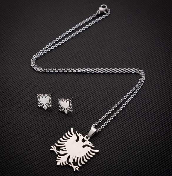 europe and the united states retro style fashion simple stainless steel eagle necklace ladies small fresh three-piece chains, Silver
europe and the united states retro style fashion simple stainless steel eagle necklace ladies small fresh three-piece chains, Silver
