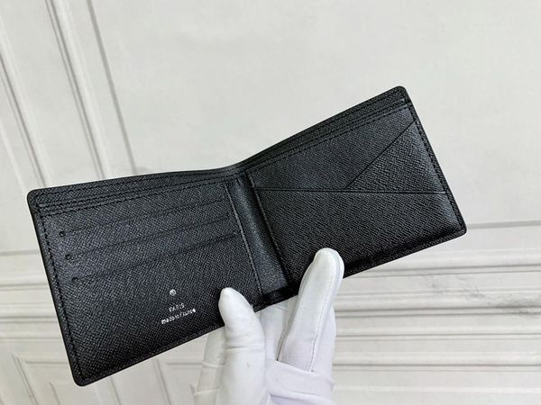 2021 fashion flowers designer wallets luxurys mens womens leather bags classic letters key coin purse original box plaid card holder m60895c, Red;black
2021 fashion flowers designer wallets luxurys mens womens leather bags classic letters key coin purse original box plaid card holder m60895c, Red;black