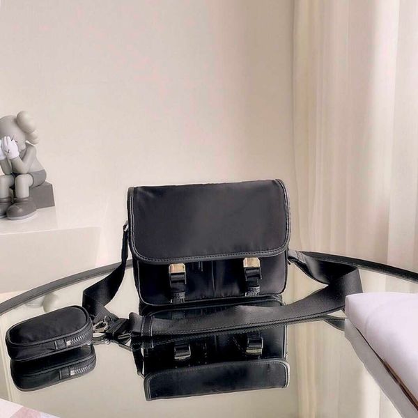 designer luxury bag fashion shoulder strap canvas cross body men messenger classic body satchel parachute fabric purse wholesale women'
designer luxury bag fashion shoulder strap canvas cross body men messenger classic body satchel parachute fabric purse wholesale women'