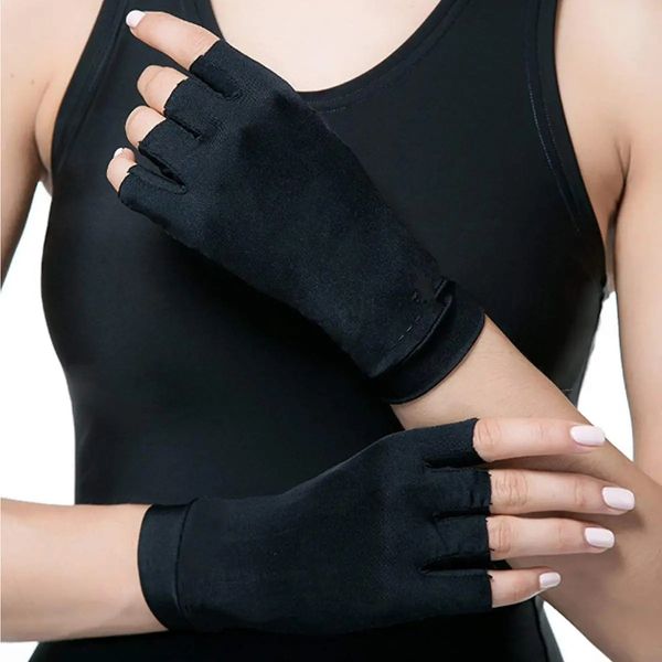 1 pair half finger gloves anti arthritis copper pain relief glove hand protection training protector - m, Blue;gray
1 pair half finger gloves anti arthritis copper pain relief glove hand protection training protector - m, Blue;gray