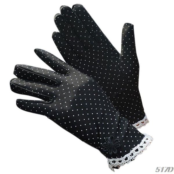 five fingers gloves women uv protection short floral lace polka dot sunscreen driving mittens 2021, Blue;gray
five fingers gloves women uv protection short floral lace polka dot sunscreen driving mittens 2021, Blue;gray