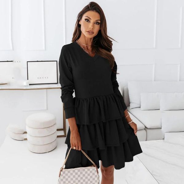 casual dresses autumn and winter women's fashion v neck loose irregular ruffle cake ladies solid color long sleeved skirt 2021, Black;gray
casual dresses autumn and winter women's fashion v neck loose irregular ruffle cake ladies solid color long sleeved skirt 2021, Black;gray