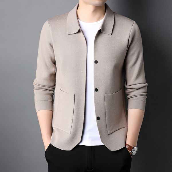 2021 autumn knitted cardigan fashion brand real pocket lapel men's long sleeve coat, Black
2021 autumn knitted cardigan fashion brand real pocket lapel men's long sleeve coat, Black