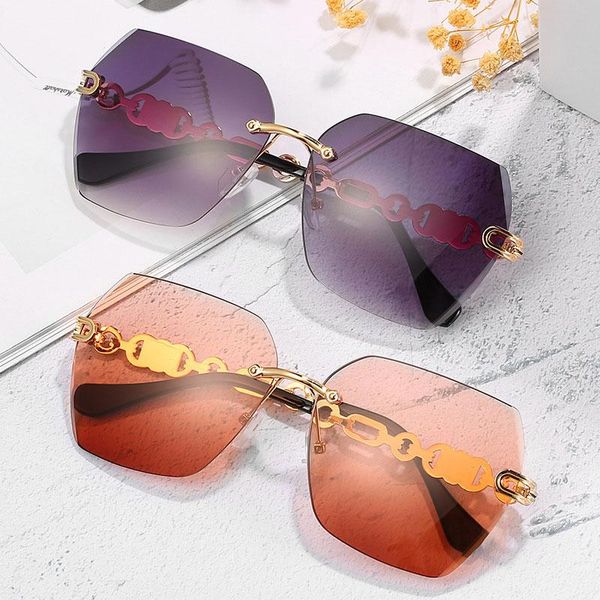 sunglasses vintage trend matel frame for women retro lunette men eyeglasses rimless glasses oculos feminino brand designer gafas, White;black
sunglasses vintage trend matel frame for women retro lunette men eyeglasses rimless glasses oculos feminino brand designer gafas, White;black