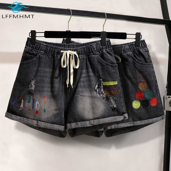 women's shorts 150kg plus size elastic waist fashion korean style denim female drawstring ripped cartoon embroidery straight jean 7efe, White;black
women's shorts 150kg plus size elastic waist fashion korean style denim female drawstring ripped cartoon embroidery straight jean 7efe, White;black