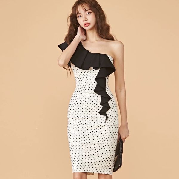 arrival fashion elegant female will see personality plied ol'dot pencil temperament dress, Black;gray
arrival fashion elegant female will see personality plied ol'dot pencil temperament dress, Black;gray