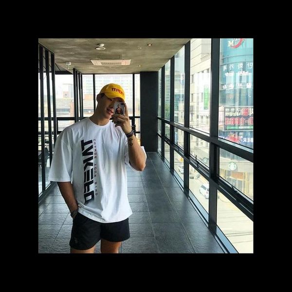 men's t-shirts summer sports mens t-shirt fashion loose large size short sleeve fitness workout men clothes cotton -40, White;black
men's t-shirts summer sports mens t-shirt fashion loose large size short sleeve fitness workout men clothes cotton -40, White;black
