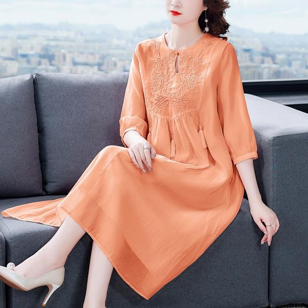casual dresses in 2021 the dress female summer design feeling french seven round collar sleeve embroidery pure color, Black;gray
casual dresses in 2021 the dress female summer design feeling french seven round collar sleeve embroidery pure color, Black;gray