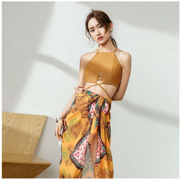 new fashion women's swimming suit three piece set of korean conservative small fragrance thin triangle bubble spring swimsuit, White;black 
new fashion women's swimming suit three piece set of korean conservative small fragrance thin triangle bubble spring swimsuit, White;black