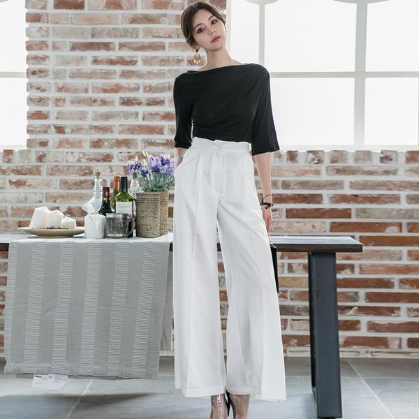 arrival elegant simple basic t-shirt and white loose pant work style cute 2 pieces office lady women sets women's tracksuits, Gray
arrival elegant simple basic t-shirt and white loose pant work style cute 2 pieces office lady women sets women's tracksuits, Gray