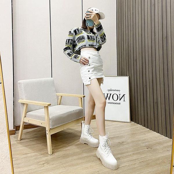 boots thick bottomed women's white round head transparent bottom short side zipper handsome motorcycle, Black
boots thick bottomed women's white round head transparent bottom short side zipper handsome motorcycle, Black