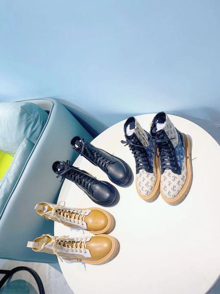 designer new fashion martens boots classic embroidery jacquard color-blocking fabric leather round strip combination jc with logo dr casual, Black
designer new fashion martens boots classic embroidery jacquard color-blocking fabric leather round strip combination jc with logo dr casual, Black