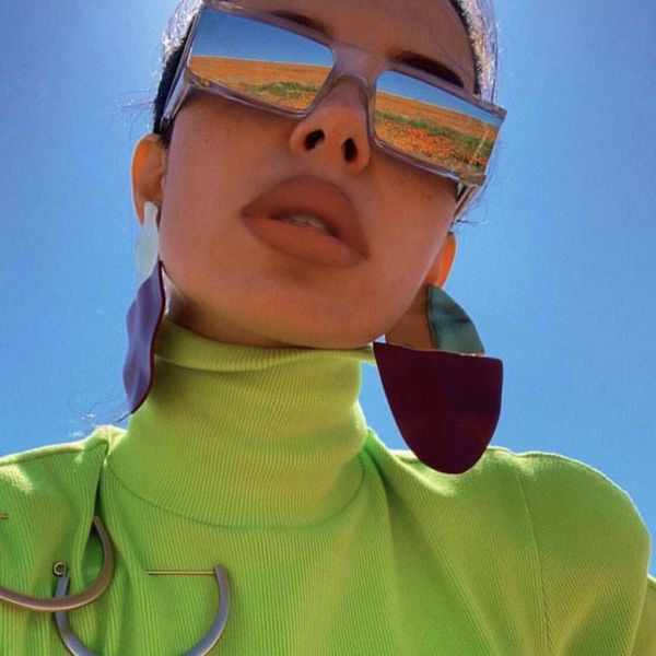 sunglasses fashion square vintage women retro punk sun glasses for male designer eyewear female small, White;black
sunglasses fashion square vintage women retro punk sun glasses for male designer eyewear female small, White;black