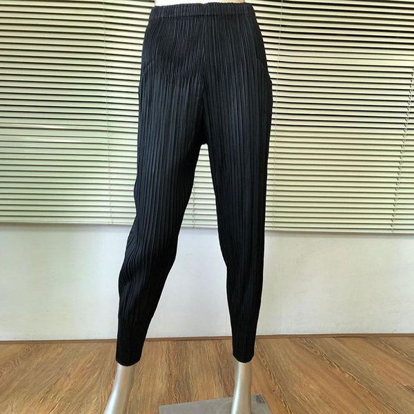 women's pants & capris lanmrem 2021 spring summer high waist solid color pleated women streetwear loose simple casual wild harem pd867, Black;white
women's pants & capris lanmrem 2021 spring summer high waist solid color pleated women streetwear loose simple casual wild harem pd867, Black;white