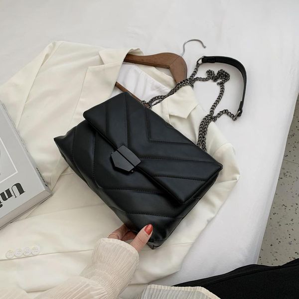 cow leather black chain bag crossbody woman handbags girl's birthday gift solid color summer shoulder bags
cow leather black chain bag crossbody woman handbags girl's birthday gift solid color summer shoulder bags