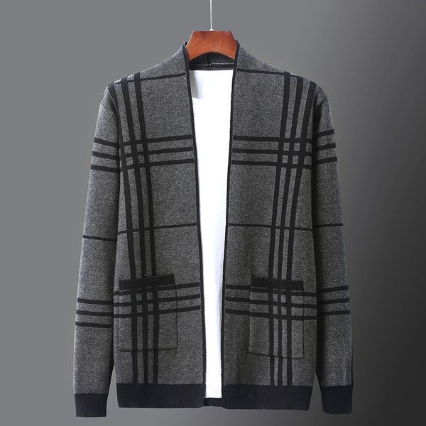 knit sweater 2021 spring men's ted cardigan long sleeve casual coat base, White;black
knit sweater 2021 spring men's ted cardigan long sleeve casual coat base, White;black