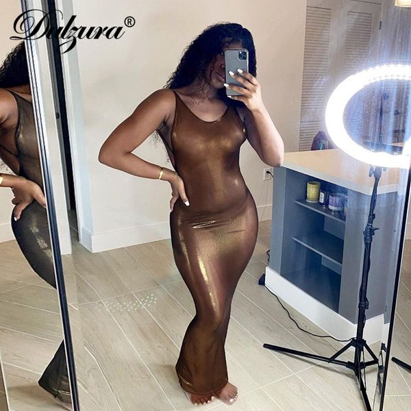 shiny midi dress strap baless bodycon streetwear club party elegant festival women 2021 autumn winter slim solid, Black;white
shiny midi dress strap baless bodycon streetwear club party elegant festival women 2021 autumn winter slim solid, Black;white