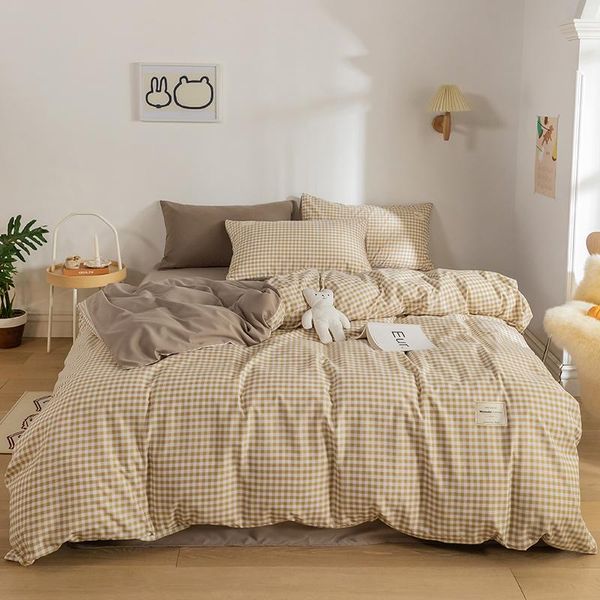 bedding sets 4pcs home japanese style simple color matching grid bed linen set cotton soft duvet cover reactive printing bedclothes
bedding sets 4pcs home japanese style simple color matching grid bed linen set cotton soft duvet cover reactive printing bedclothes