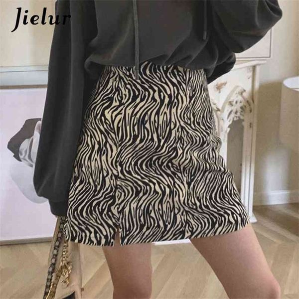ladies retro women's mini skirts a-line zebra striped female high waist slim spring autumn s-xl 210426, Black
ladies retro women's mini skirts a-line zebra striped female high waist slim spring autumn s-xl 210426, Black