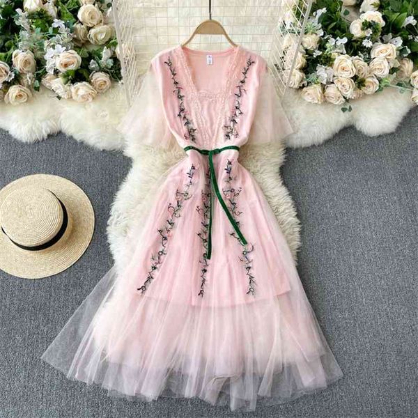 black/pink mesh embroidered midi dress women sweet square collar short sleeve high waist vestidos female summer fashion 210426, Black;gray
black/pink mesh embroidered midi dress women sweet square collar short sleeve high waist vestidos female summer fashion 210426, Black;gray