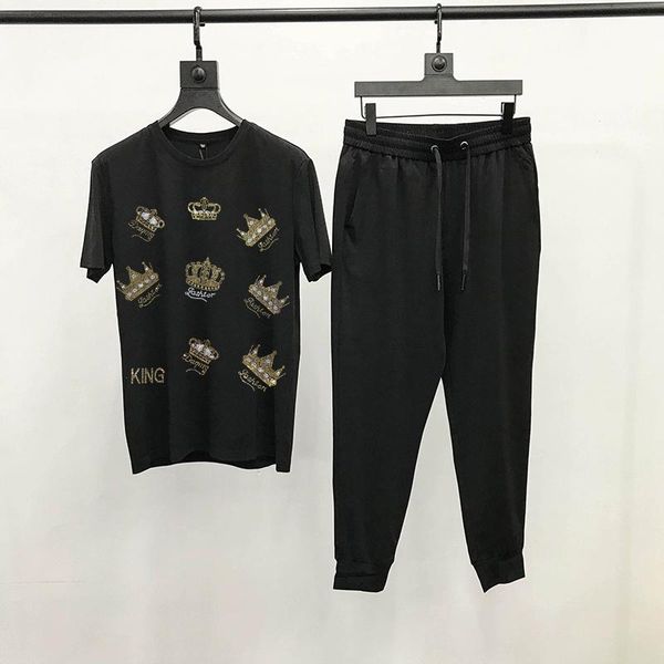 men's tracksuits casual crown fashion tracksuit breathable t-shirt + pants 2 brand european and american short sleeve diamond s, Gray
men's tracksuits casual crown fashion tracksuit breathable t-shirt + pants 2 brand european and american short sleeve diamond s, Gray