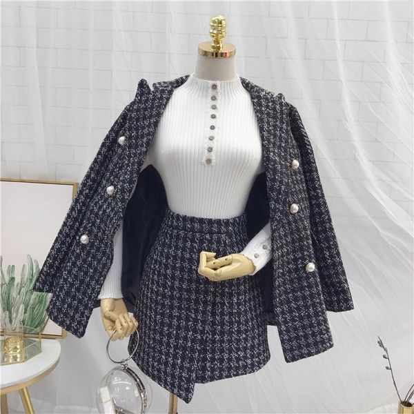 lapel long-sleeved houndstooth pearl buckle woolen coat + high waist mini skirt two-piece sets women's two piece pants, White
lapel long-sleeved houndstooth pearl buckle woolen coat + high waist mini skirt two-piece sets women's two piece pants, White