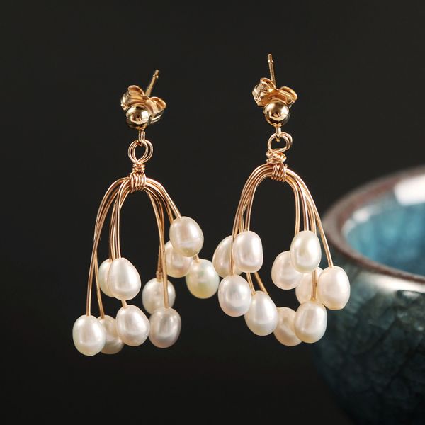 alloy charms freshwater pearl earrings in meter shape, Golden
alloy charms freshwater pearl earrings in meter shape, Golden