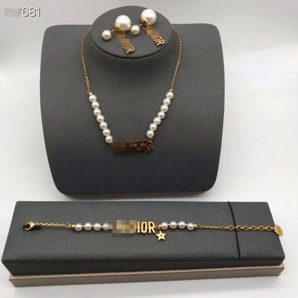75% off outlet online family new neckchain necklace net red bracelet letter earrings female, Silver
75% off outlet online family new neckchain necklace net red bracelet letter earrings female, Silver