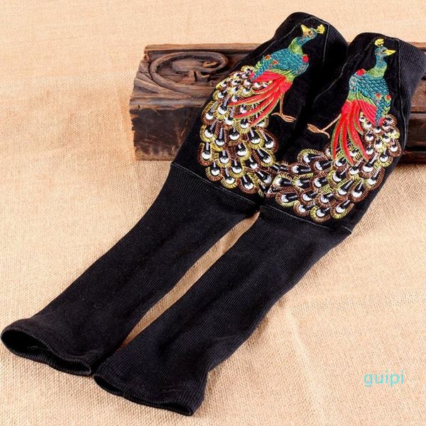 vintage ethnic gloves autumn winter traditional flowers peacock embroidery female temperament decorative knitted warm gloves1, Blue;gray
vintage ethnic gloves autumn winter traditional flowers peacock embroidery female temperament decorative knitted warm gloves1, Blue;gray