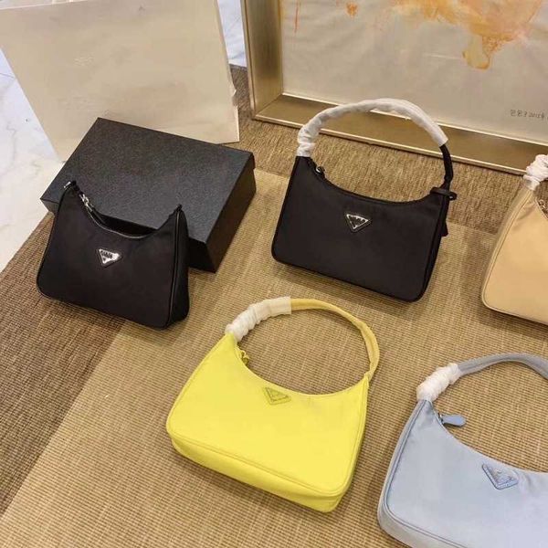 women luxurys designers bags 2021 crossbody bag handbag designer handbags zhouzhoubao123 purse wallet genuine label hand-held underarm oxfor, Black;red
women luxurys designers bags 2021 crossbody bag handbag designer handbags zhouzhoubao123 purse wallet genuine label hand-held underarm oxfor, Black;red