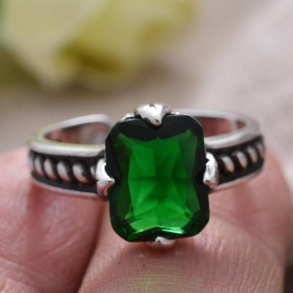 cluster rings 100% 925 sterling silver elegant natural green crystal lady open wedding ring jewelry women gift no fade, Golden;silver
cluster rings 100% 925 sterling silver elegant natural green crystal lady open wedding ring jewelry women gift no fade, Golden;silver