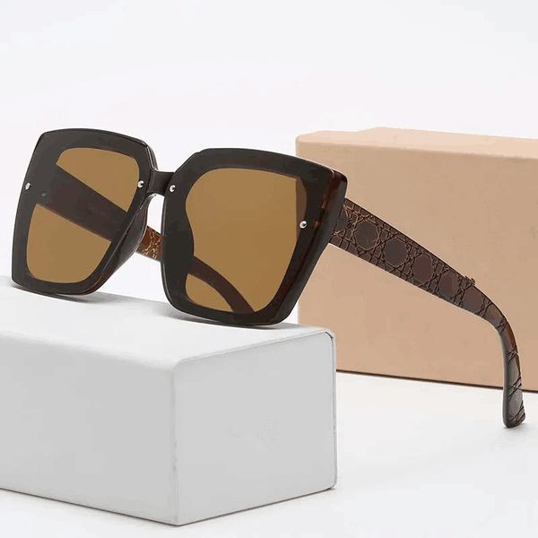 2021 luxury sunglasses womens mens designer goggle sun glasses vintage metal with box2841, White;black
2021 luxury sunglasses womens mens designer goggle sun glasses vintage metal with box2841, White;black