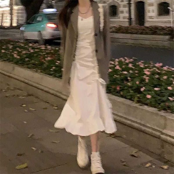 solid color suspender drs with suit coat 2021 irregular black and white ruffle skirt, Black;gray
solid color suspender drs with suit coat 2021 irregular black and white ruffle skirt, Black;gray