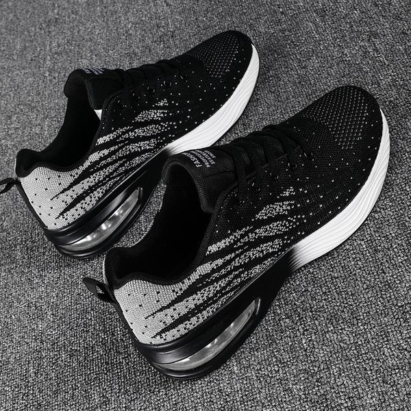 2021 arrival off men women sports running shoes outdoor tennis fashion triple red black blue runners sneakers size 39-45 wy25-8802
2021 arrival off men women sports running shoes outdoor tennis fashion triple red black blue runners sneakers size 39-45 wy25-8802