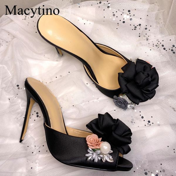 slippers pearl decoration rose women's high heels black gold round toe summer ladies party c9ps
slippers pearl decoration rose women's high heels black gold round toe summer ladies party c9ps