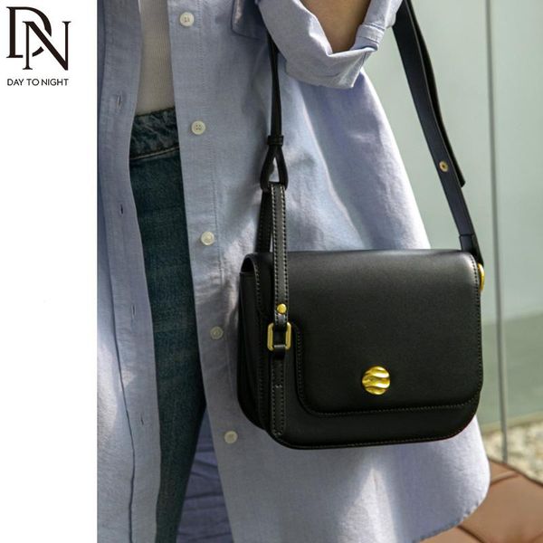 evening bags dn shoulder handbags for women's fashion crossbody 2021 irregular strap ladies simplicity vintage underarm purse
evening bags dn shoulder handbags for women's fashion crossbody 2021 irregular strap ladies simplicity vintage underarm purse