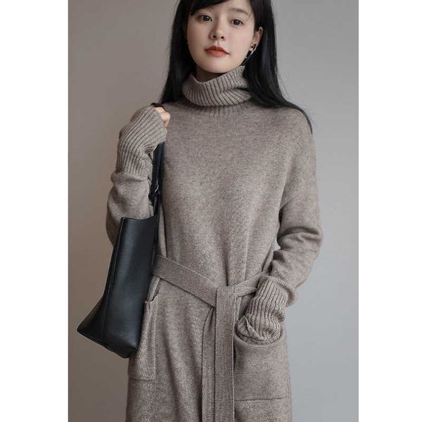 medium long high neck knitted wool women's korean autumn and winter bottoming with lazy wind knee over waist drs, Black;gray
medium long high neck knitted wool women's korean autumn and winter bottoming with lazy wind knee over waist drs, Black;gray
