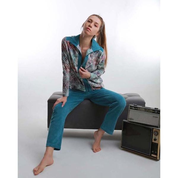 women's two piece pants women's sleepwear relax velvet pajama set bottom and jacket sweatpant winter housewear multicolored, White
women's two piece pants women's sleepwear relax velvet pajama set bottom and jacket sweatpant winter housewear multicolored, White