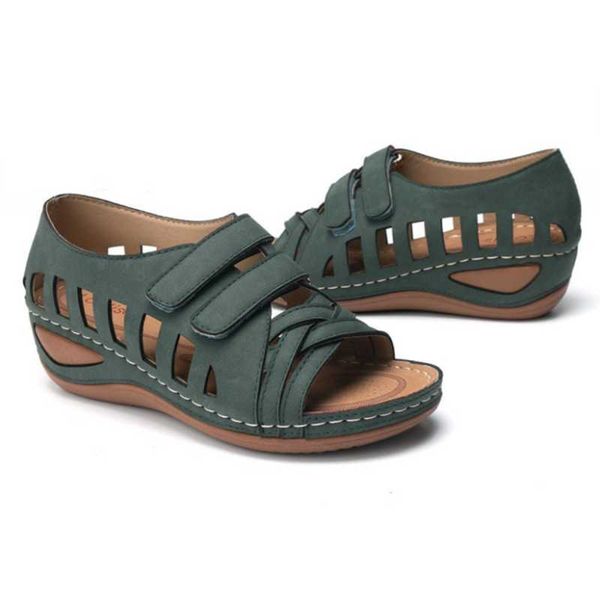 summer women's shoes 2021 plus size sandals hollow platform 41-43 ladies casual slippers175, Black
summer women's shoes 2021 plus size sandals hollow platform 41-43 ladies casual slippers175, Black