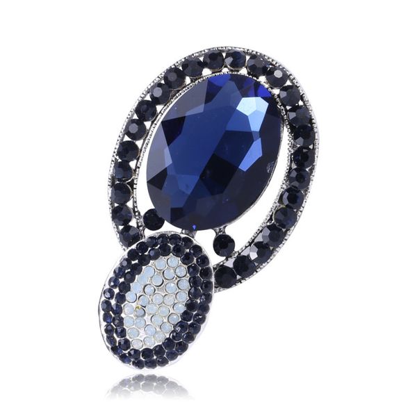 factory fashionable new crystal brooch, ladies' temperament, versatile accessories christmas
factory fashionable new crystal brooch, ladies' temperament, versatile accessories christmas
