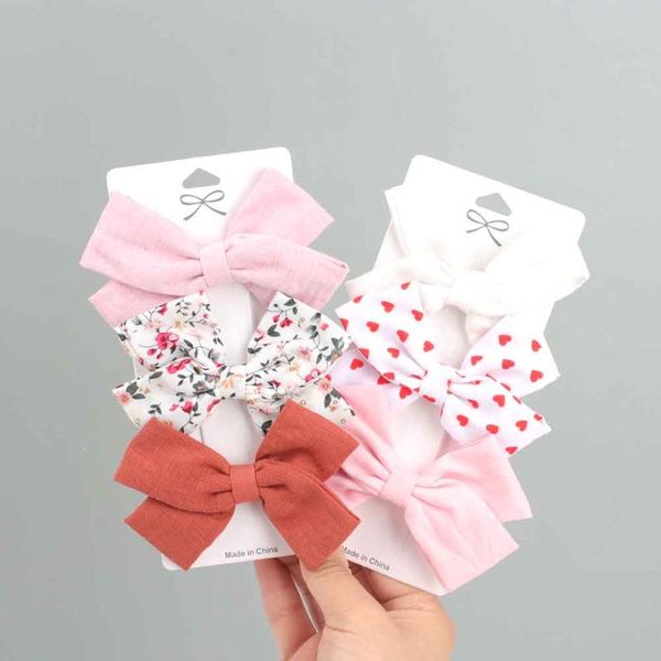 oaoleer boutique grosgrain ribbon printed bows with clips for kids girls children handmade hairpins headwear hair accessories, Slivery;white
oaoleer boutique grosgrain ribbon printed bows with clips for kids girls children handmade hairpins headwear hair accessories, Slivery;white