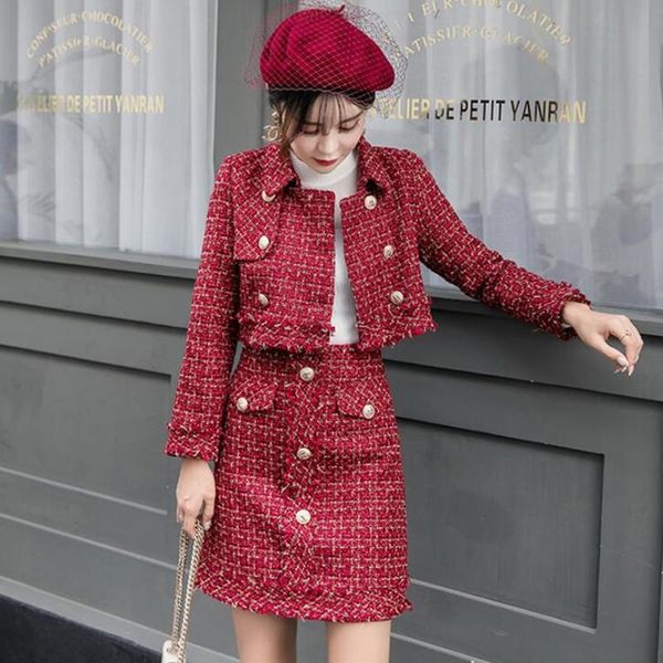 work dresses skirt suits women runway designer elegant office lady formal tweed red blazer jacket mini 2 piece sets 2021 autumn winter, White;black
work dresses skirt suits women runway designer elegant office lady formal tweed red blazer jacket mini 2 piece sets 2021 autumn winter, White;black