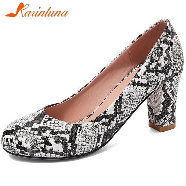 dress shoes karin 2021 fashion slip on chunky high heels women pumps female shallow office&career woman footwear, Black
dress shoes karin 2021 fashion slip on chunky high heels women pumps female shallow office&career woman footwear, Black