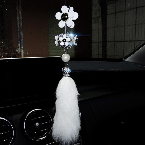 interior decorations car hanging pendant daisy flowers diamond rearview mirror automobile styling crystal feather ornament
interior decorations car hanging pendant daisy flowers diamond rearview mirror automobile styling crystal feather ornament