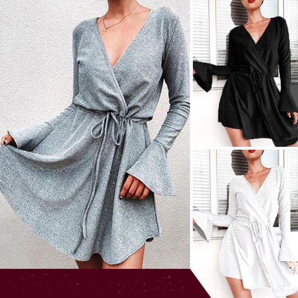 casual dresses spring autumn deep v neck fashion flared sleeves women's mini dress 2021 solid belt bandage ladies plus size, Black;gray
casual dresses spring autumn deep v neck fashion flared sleeves women's mini dress 2021 solid belt bandage ladies plus size, Black;gray