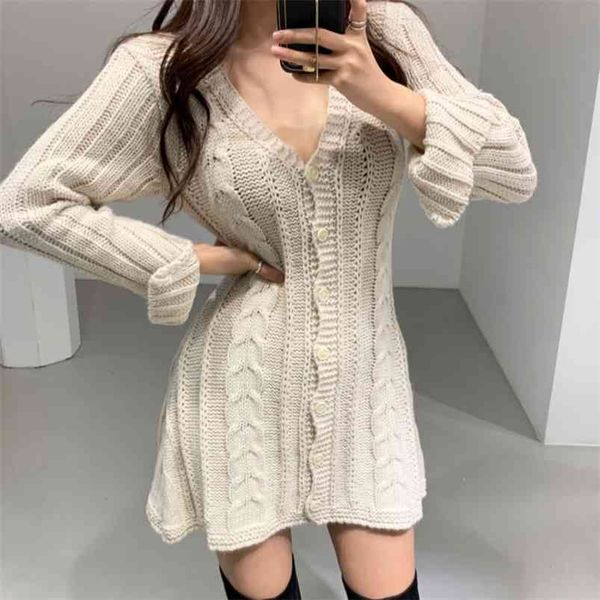 autumn high-end big-brand light luxury ladies long-sleeved knitted dress with waist and thin temperament gx1272 210507, Black;gray
autumn high-end big-brand light luxury ladies long-sleeved knitted dress with waist and thin temperament gx1272 210507, Black;gray