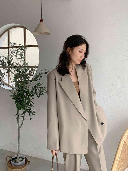 woman blazers in style khaki blazer + waist pants autumn clothes sold separately, White;black
woman blazers in style khaki blazer + waist pants autumn clothes sold separately, White;black