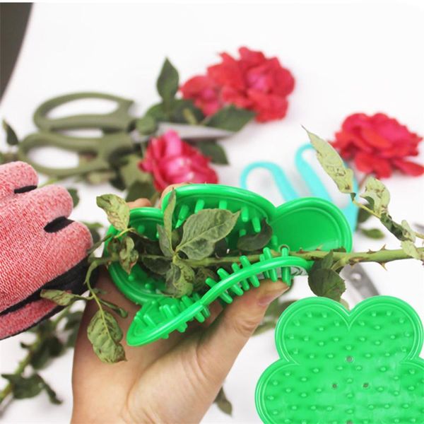 other garden supplies 1pc portable florist plastic flower rose thorn stem leaf stripper pink/green/red removing burrs eco-friendly tool
other garden supplies 1pc portable florist plastic flower rose thorn stem leaf stripper pink/green/red removing burrs eco-friendly tool