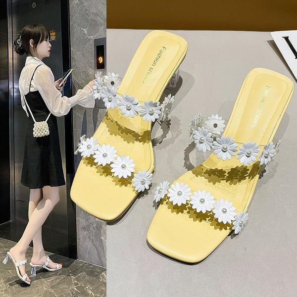 slippers shoes women transparent slides thin heels square heel heeled mules flower pantofle fashion soft block summer high 2021, Black
slippers shoes women transparent slides thin heels square heel heeled mules flower pantofle fashion soft block summer high 2021, Black